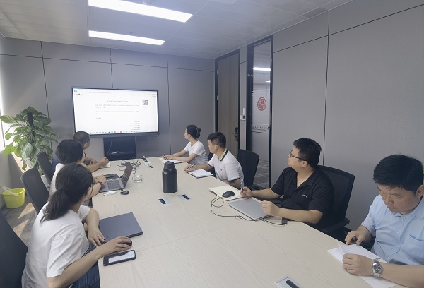 第一黨支部第一黨小組召開7月黨小組會議照片.jpg